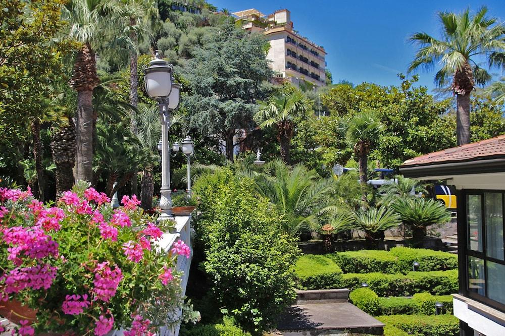 Grand Hotel Parco Del Sole Sant'Agnello Bagian luar foto