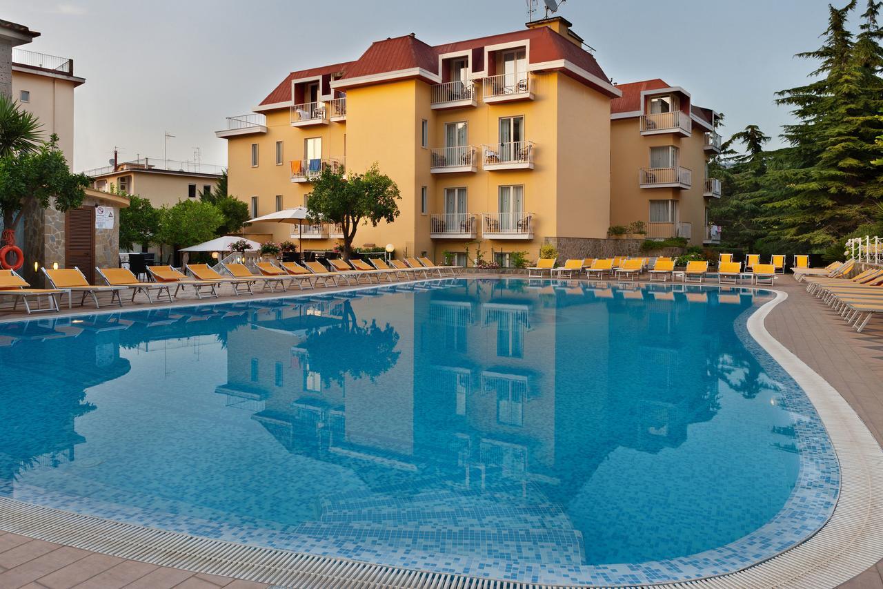 Grand Hotel Parco Del Sole Sant'Agnello Bagian luar foto
